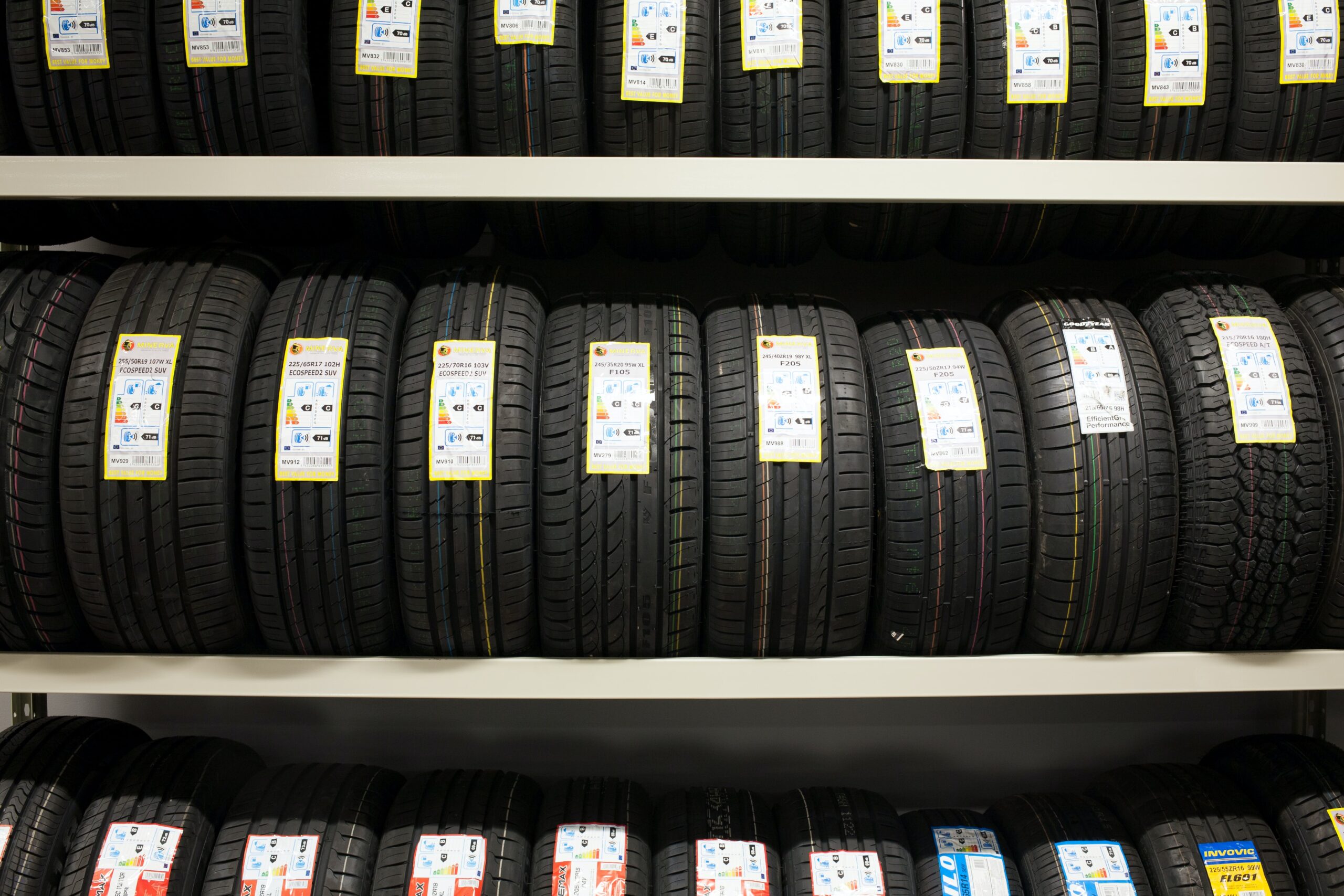 discount-tire-west-kimberly-road-davenport-iowa