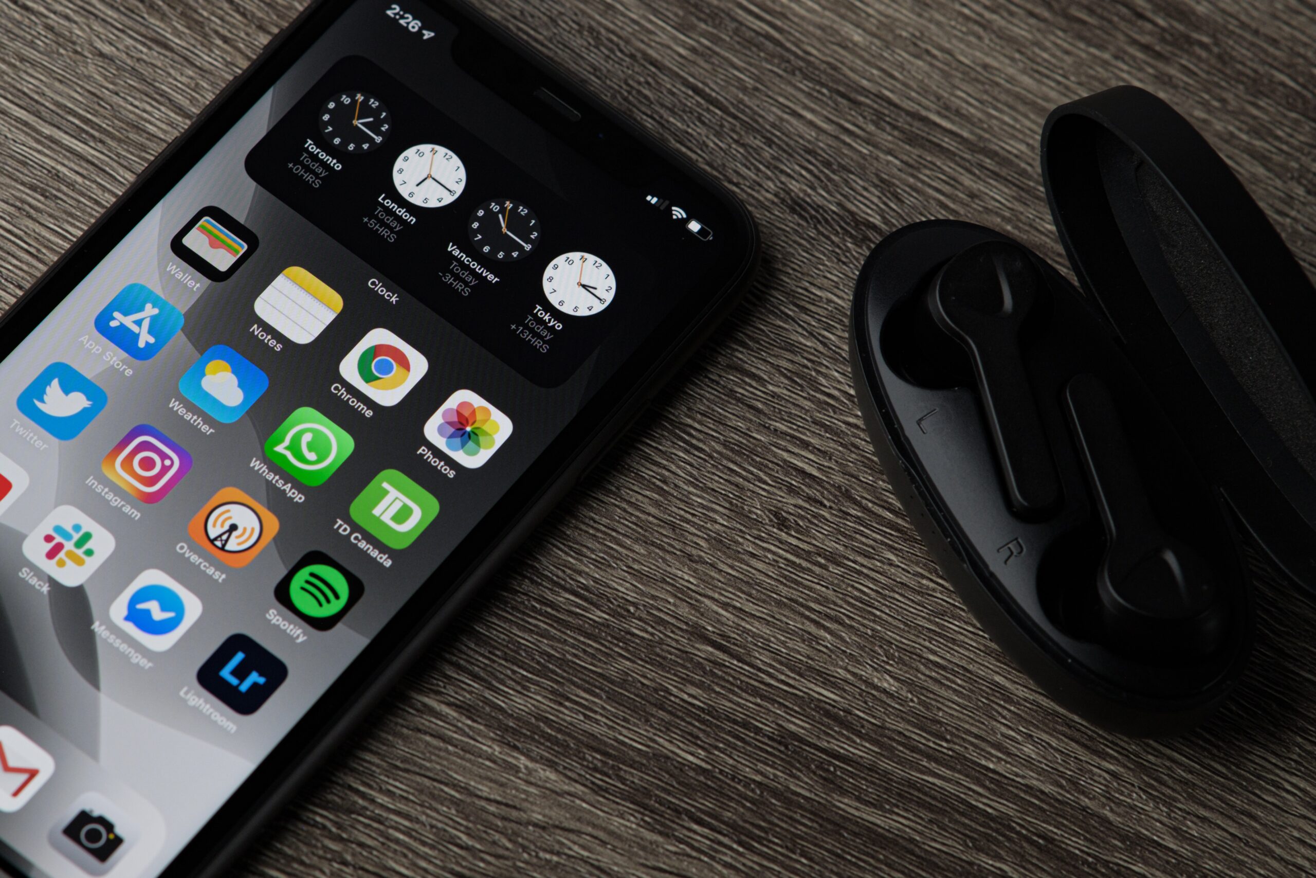 jaybird-headphones-charger