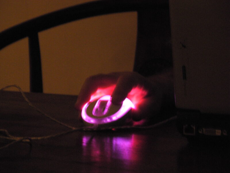 pink-gaming-mouse-wireless