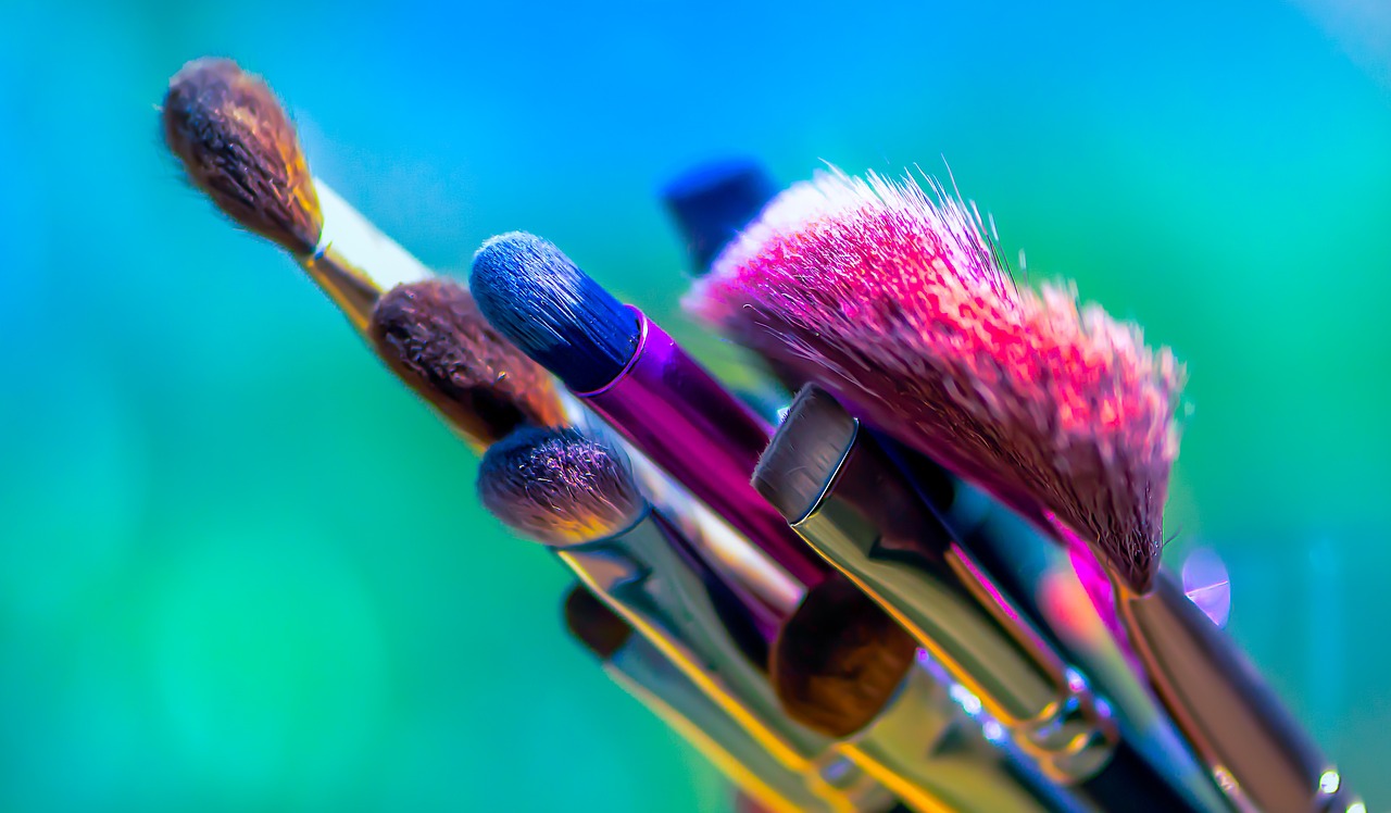 makeup brush
